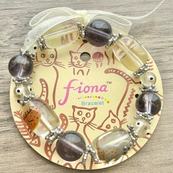 NWT Fiona Cat Beaded Bracelet Whimsical Stretch Art Jewelry - Picture 5 of 10